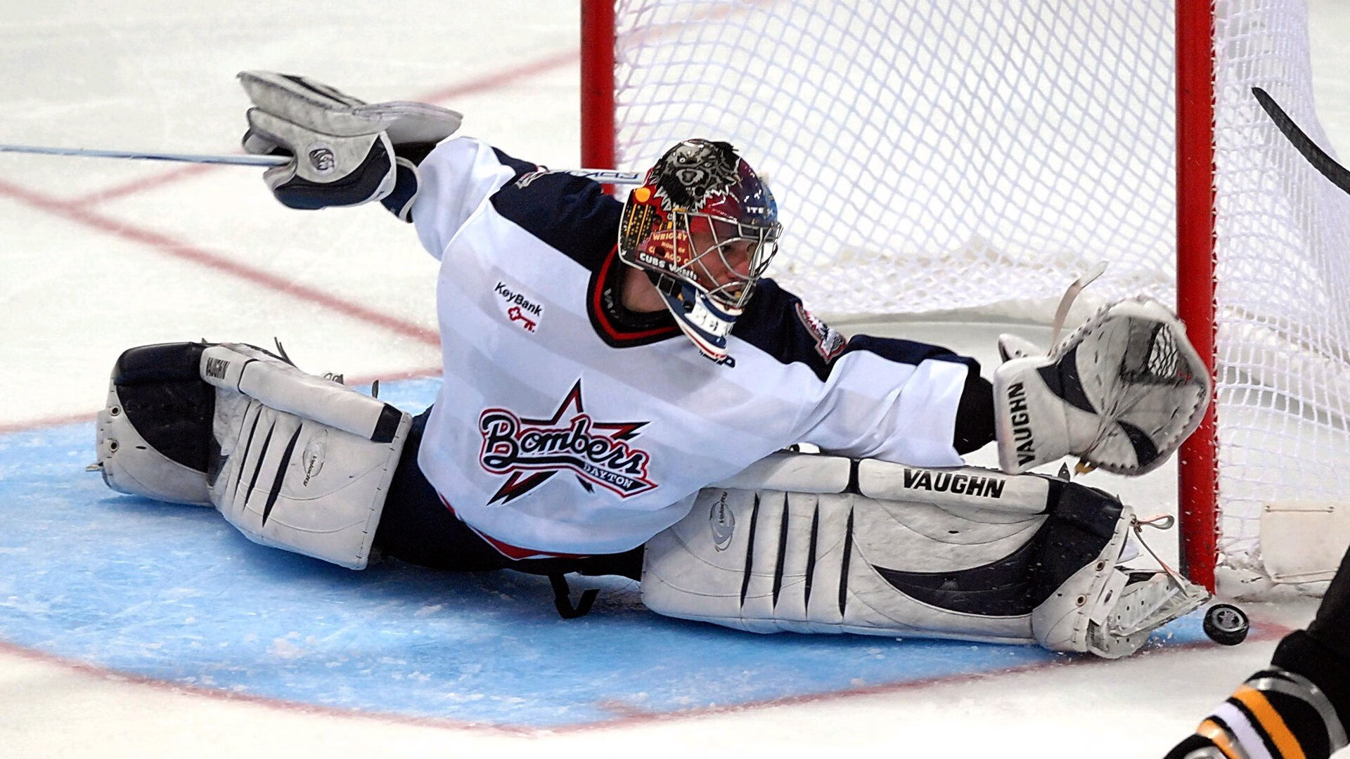 中超“京豫德比”河南队主场1比1战平北京国安，保级形势紧迫